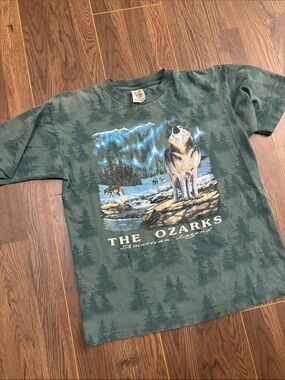 The Ozarks Green Wolf Graphic Tee - Men's Short Sleeve